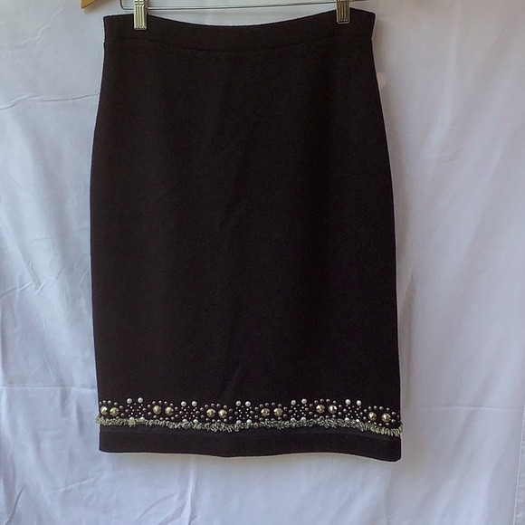 ST John Couture. Black embellished skirt N W T